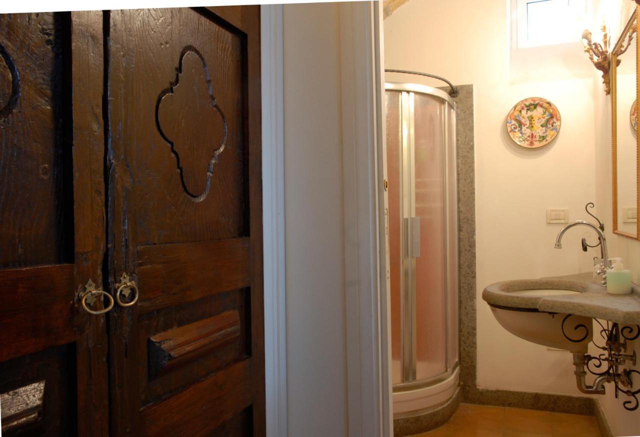Villino Corbelli B&B โรม ภายนอก รูปภาพ